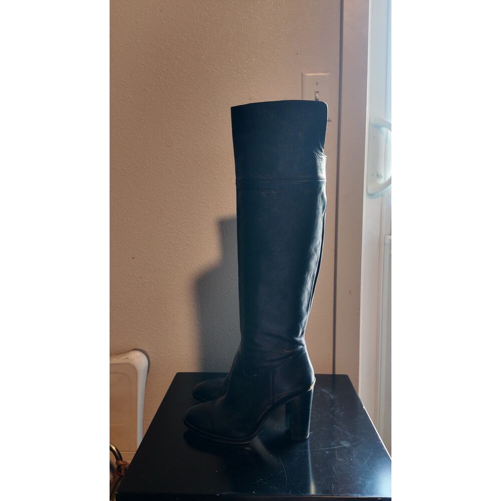 Micheal Kors Boots - Picture 2 of 3